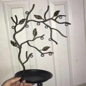 Jewelry tree holder